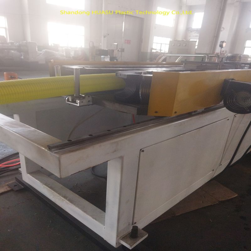 Aggiornamento macchina per estrusione tubi corrugati con potenza di produzione 100-1000kW, controllo PLC e raffreddamento ad acqua o ad aria