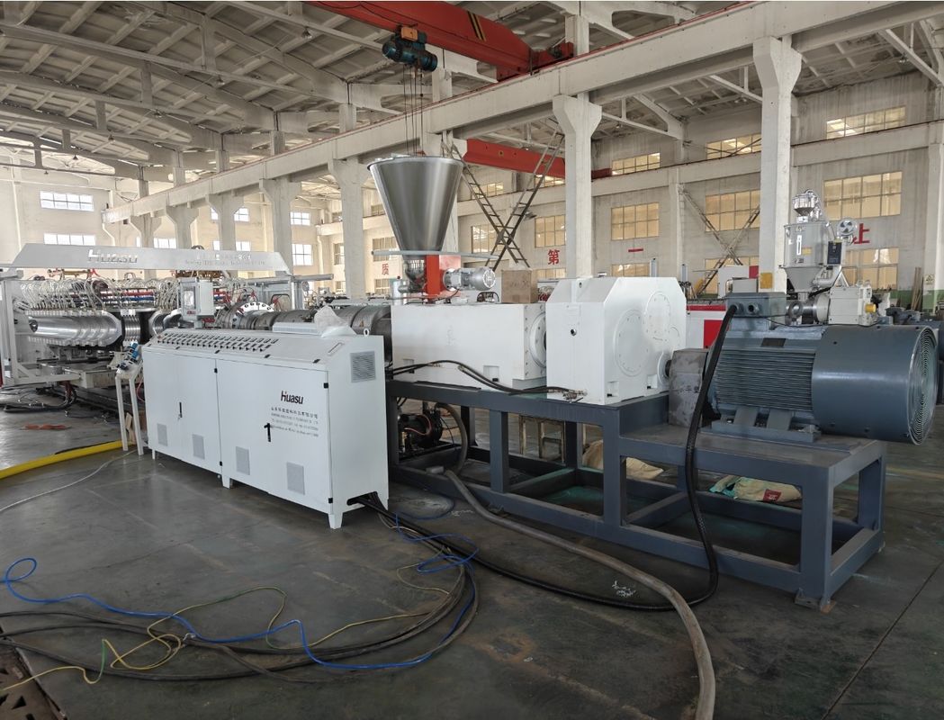 Linea di estrusione per tubi in PVC con diametro da 100-1500MM, macchina di produzione ad alta velocità