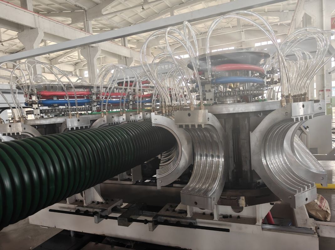 Linea di estrusione per tubi in PVC con diametro da 100-1500MM, macchina di produzione ad alta velocità