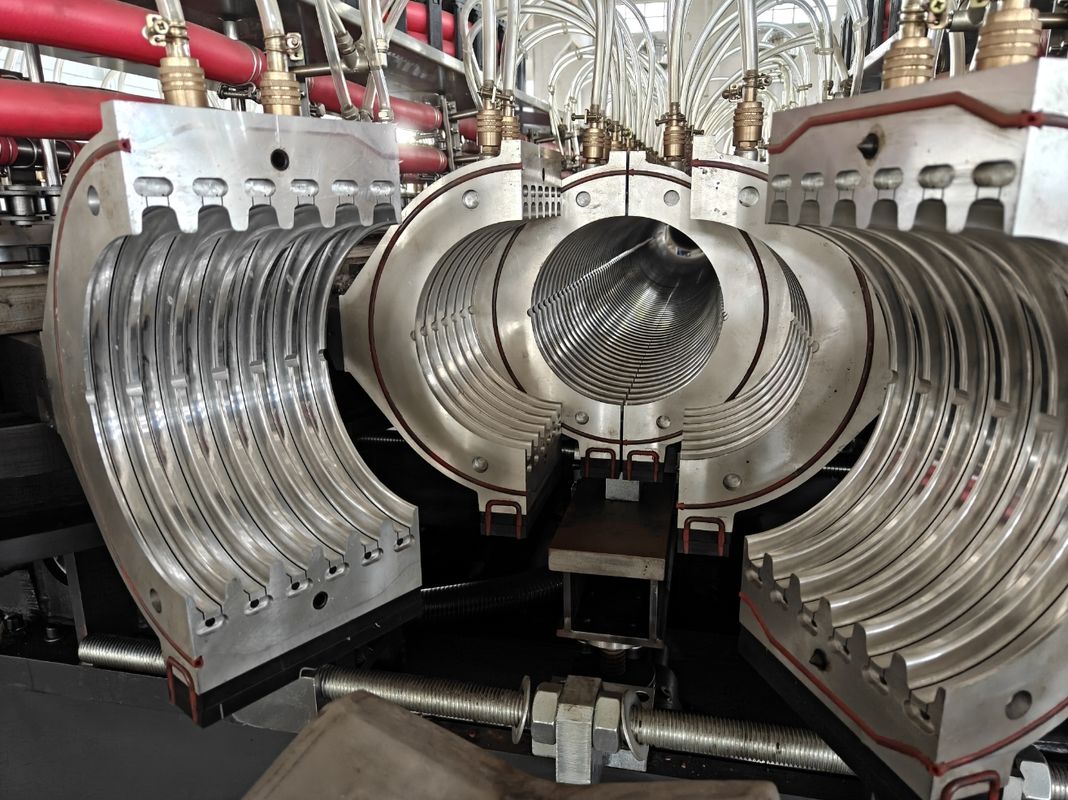 Linea di estrusione tubi DWC con estrusore a doppia vite conica per diametro tubi 32-1600mm e capacità 60-2000kg/h