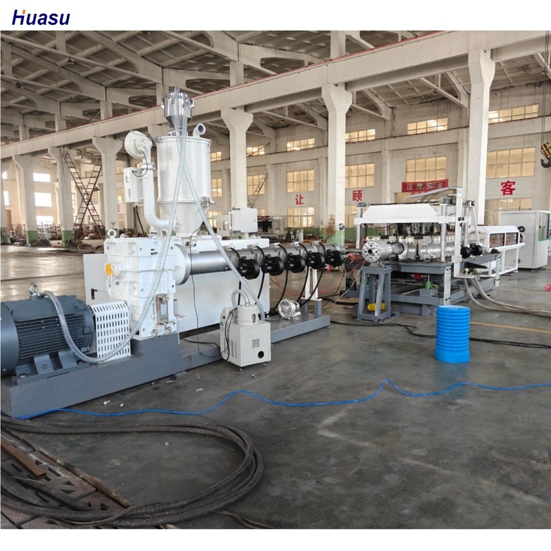 Linea di estrusione automatica per tubi DWC con inverter Siemens e relè Omron per la produzione di tubi corrugati da 75-250 mm