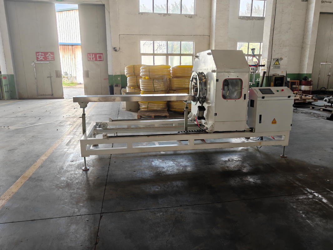 Linea di estrusione per tubi corrugati a parete singola automatica con inverter Siemens e relè Omron per tubi da 75-250mm