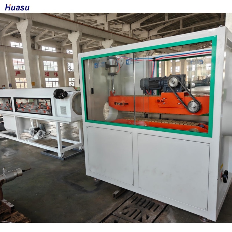 Linea di estrusione per tubi corrugati a parete singola automatica con materiale del cilindro 38CrMoAlA e sistema di ingranamento completo