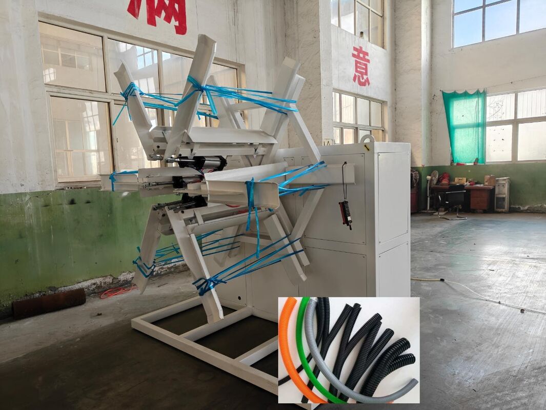 Linea di estrusione per tubi corrugati a doppia parete con rapporto vite 33:1, 48 stampi e raffreddamento ad acqua per la produzione di tubi durevoli