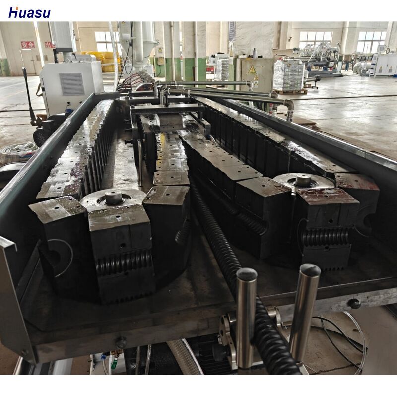 Linea di estrusione di tubi ondulati a parete singola con profondità di nitrurazione del barile da 0,4 a 0,7 mm, potenza totale da 25 a 50 e controllo PLC per la produzione di tubi