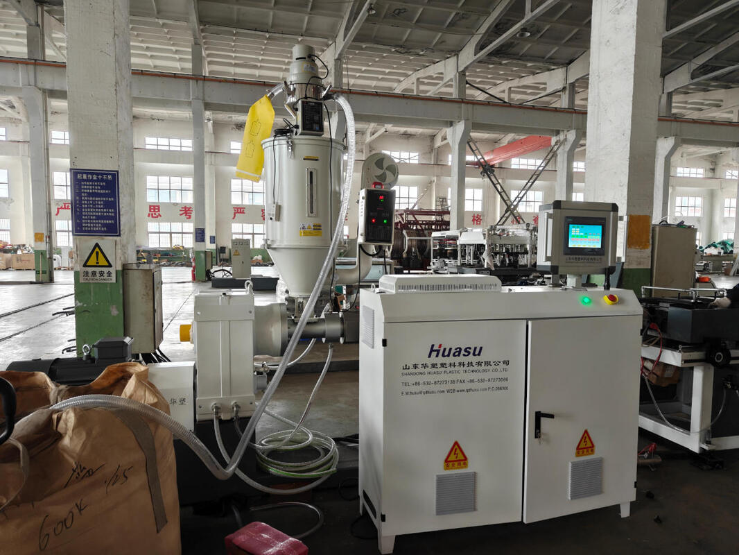 Linea di estrusione di tubi ondulati a parete singola con 110 mm Max Pipe Size, sistema di raffreddamento ad acqua e motore Siemens per la produzione ad alta velocità