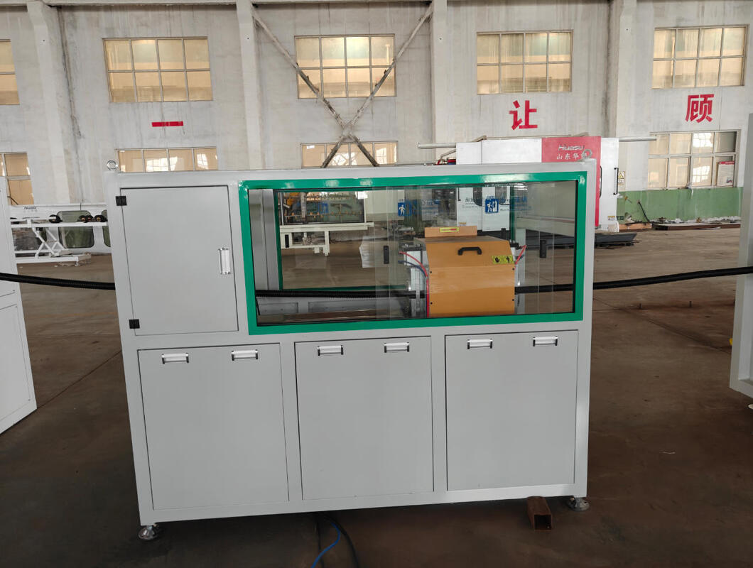 Linea di estrusione per tubi corrugati a parete singola con motore Siemens completamente automatico, con diametro massimo del tubo di 110 mm