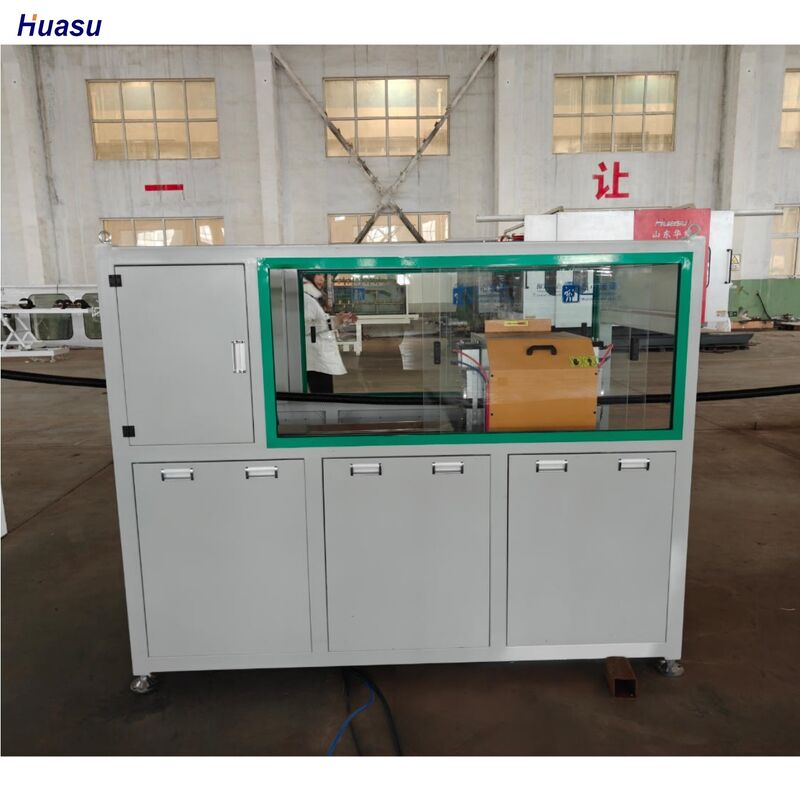 Linea di estrusione di tubi ondulati a parete singola con capacità da 400 a 1000 e diametro di tubo da 16 mm a 1600 mm per la produzione automatica di tubi di ondulazione