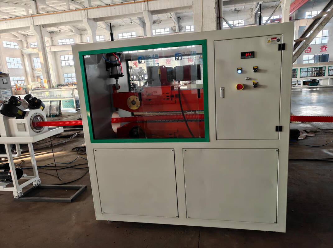 Linea di estrusione di tubi ondulati a parete singola con motore principale Siemens per il funzionamento continuo