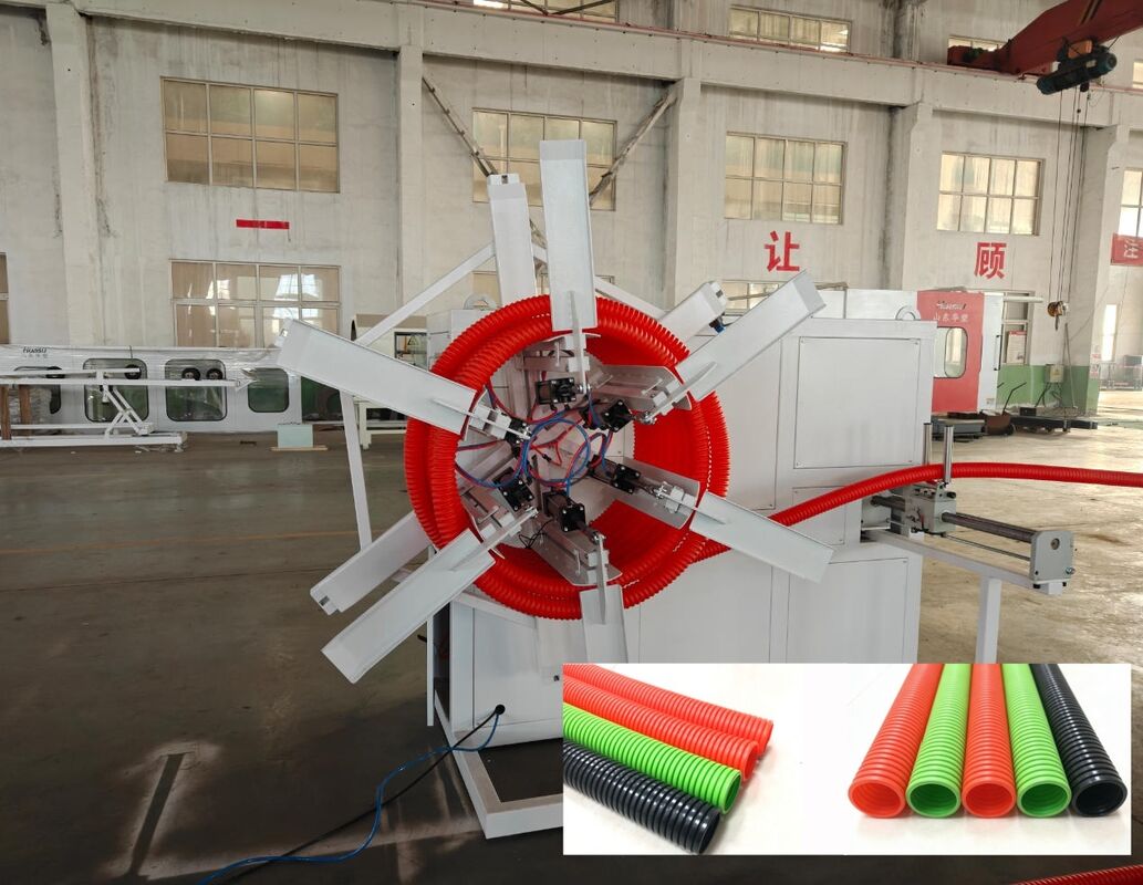 Linea di estrusione per tubi corrugati a parete singola con elettrics principali Siemens Schneider, PLC, controllo remoto e materiale del cilindro 38CrMoAlA