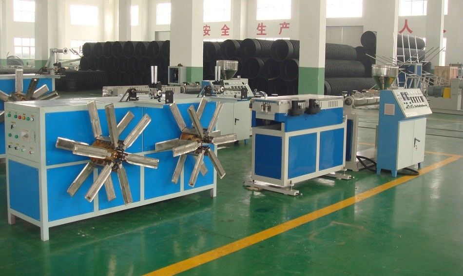 Macchinario ondulato a parete semplice dell'estrusione del tubo per il tubo PE/dei pp/PVC