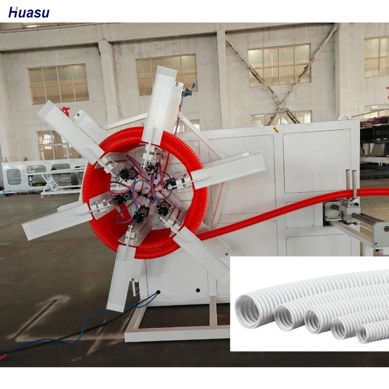 Linea di estrusione per tubi corrugati a parete singola con raffreddamento ad acqua, un alimentatore e 1 corrugatore per garantire un processo di produzione stabile