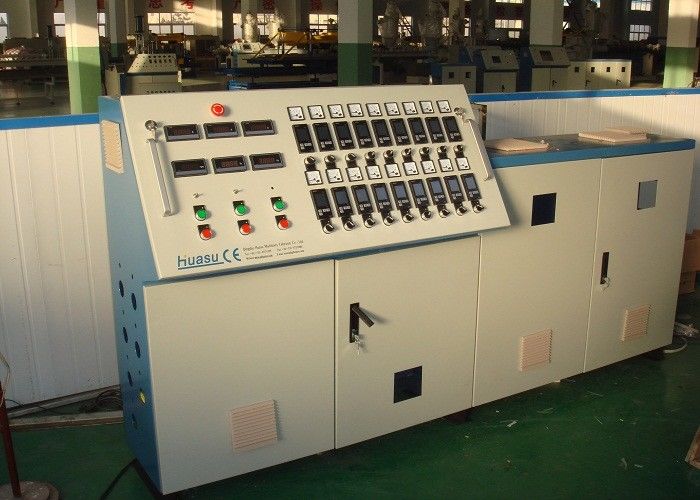 Alta efficace linea macchina saldata a spirale dell'estrusione del tubo di spirale di PE/PP del tubo di SQ63-250