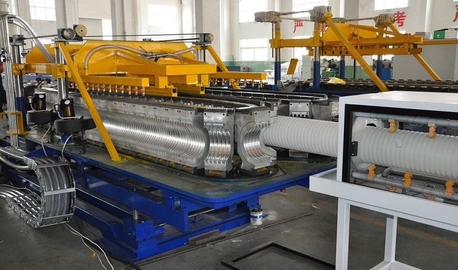 Linea di produzione ondulata a parete semplice del tubo di Qingdao, macchinario ondulato dell'estrusione del tubo