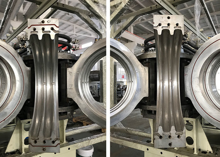 linea linea dell'estrusione del tubo dell'HDPE di 300mm di 3m/Min Calbe Jacket Pipe Production